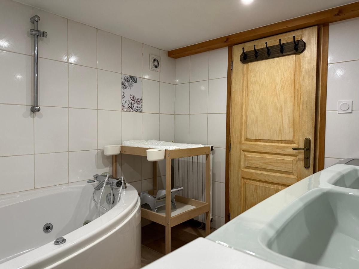 La Bergerie Marie Villa Saint-Aventin Eksteriør bilde